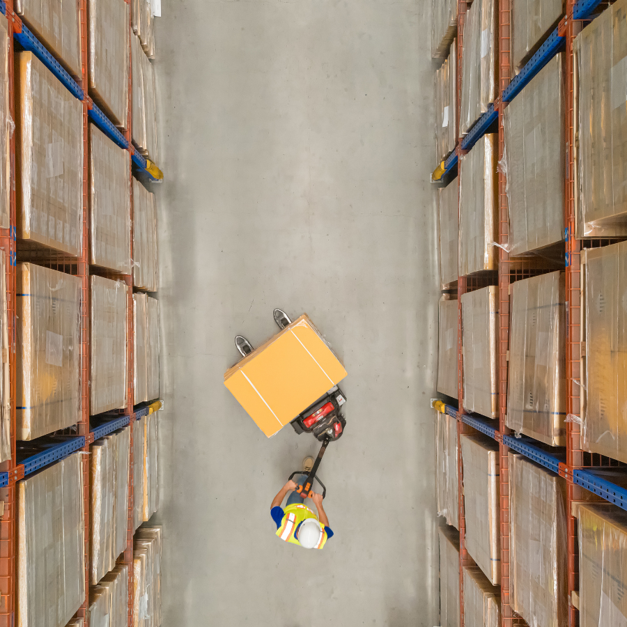 Servicios de gestión aduanera para importaciones y exportaciones